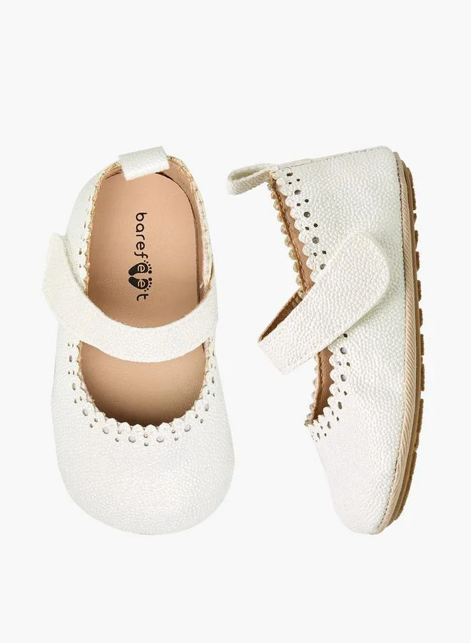 بيرفيت Booties With Hook And Loop Closure